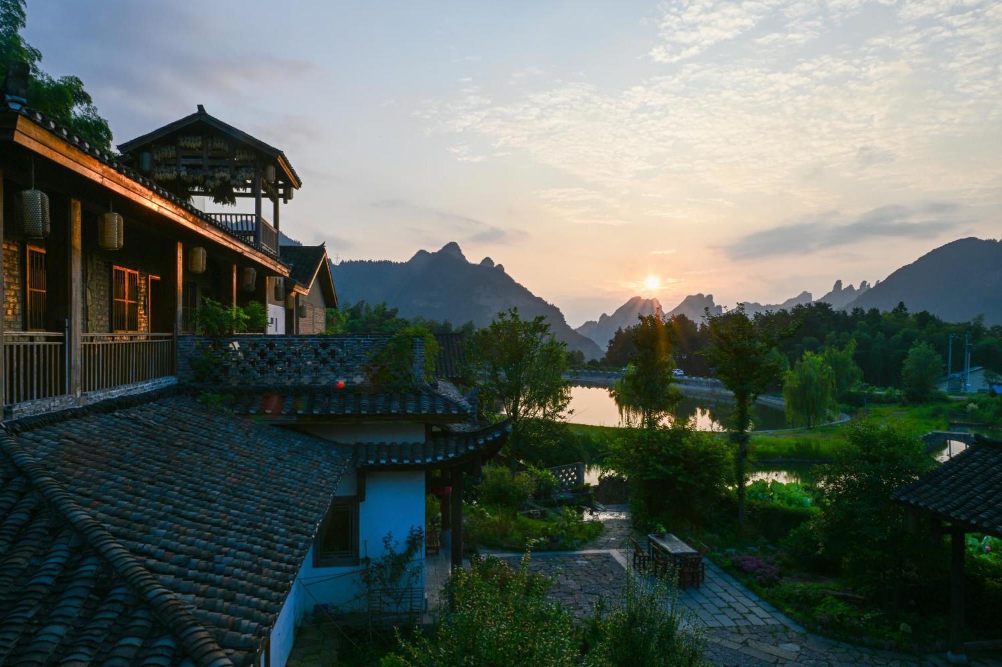 Dayong Antique Feature Resort Čang-ťia-ťie Exteriér fotografie