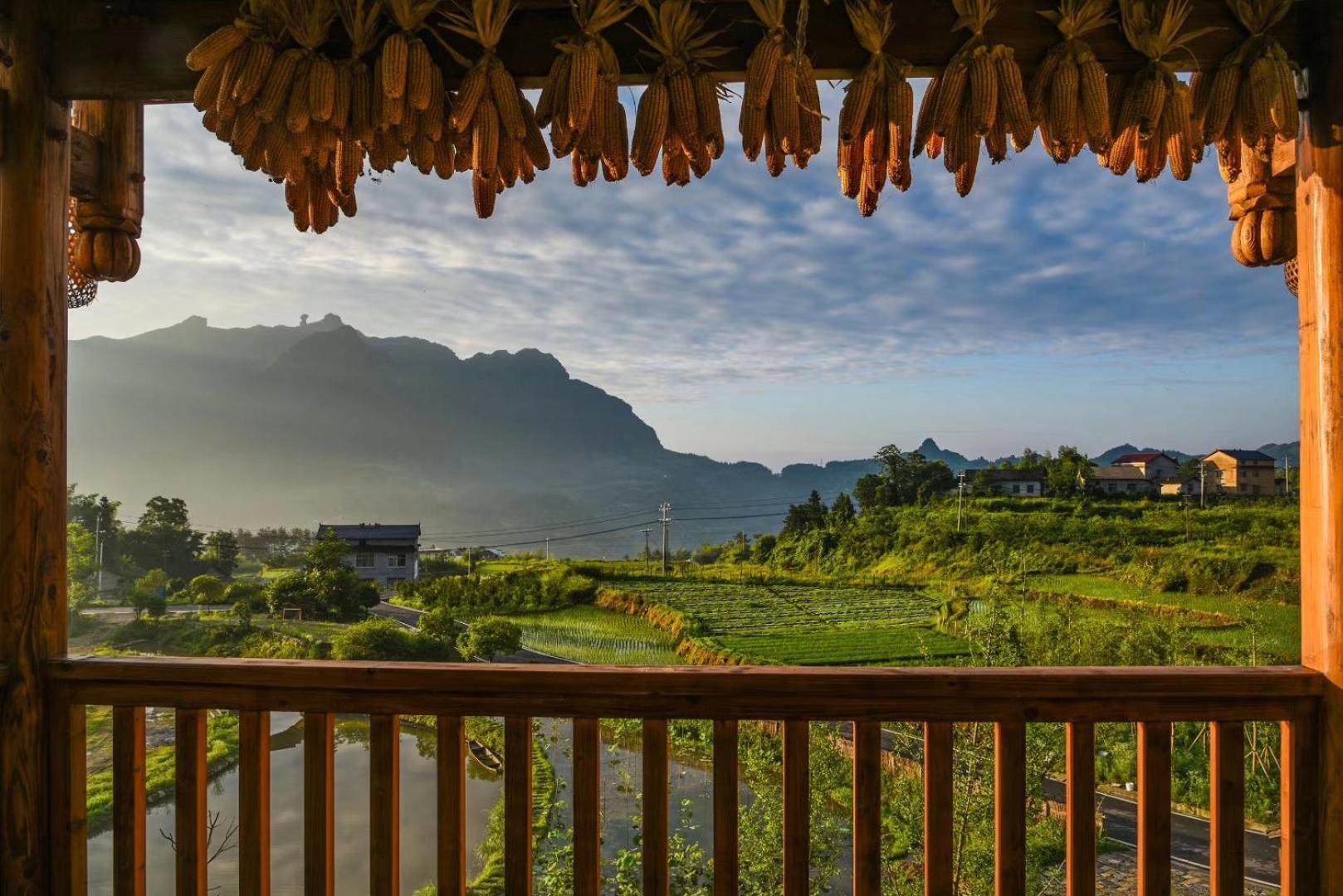 Dayong Antique Feature Resort Čang-ťia-ťie Exteriér fotografie