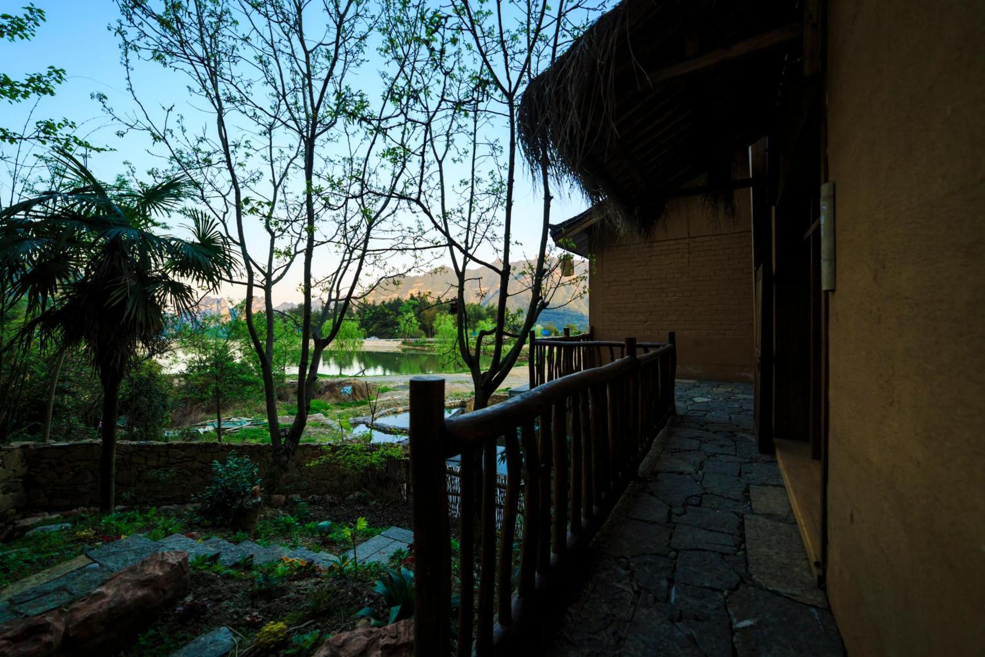 Dayong Antique Feature Resort Čang-ťia-ťie Exteriér fotografie