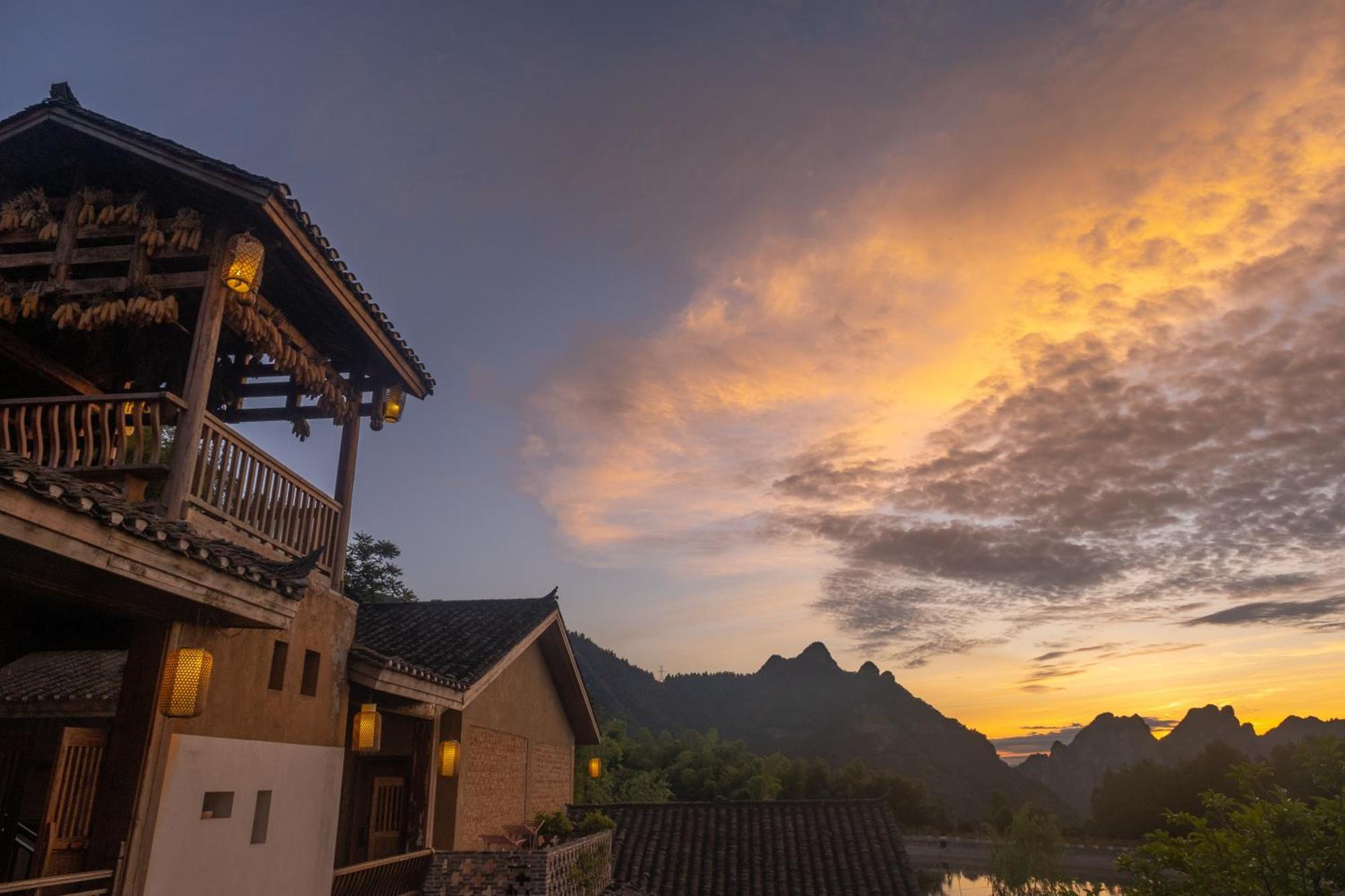 Dayong Antique Feature Resort Čang-ťia-ťie Exteriér fotografie